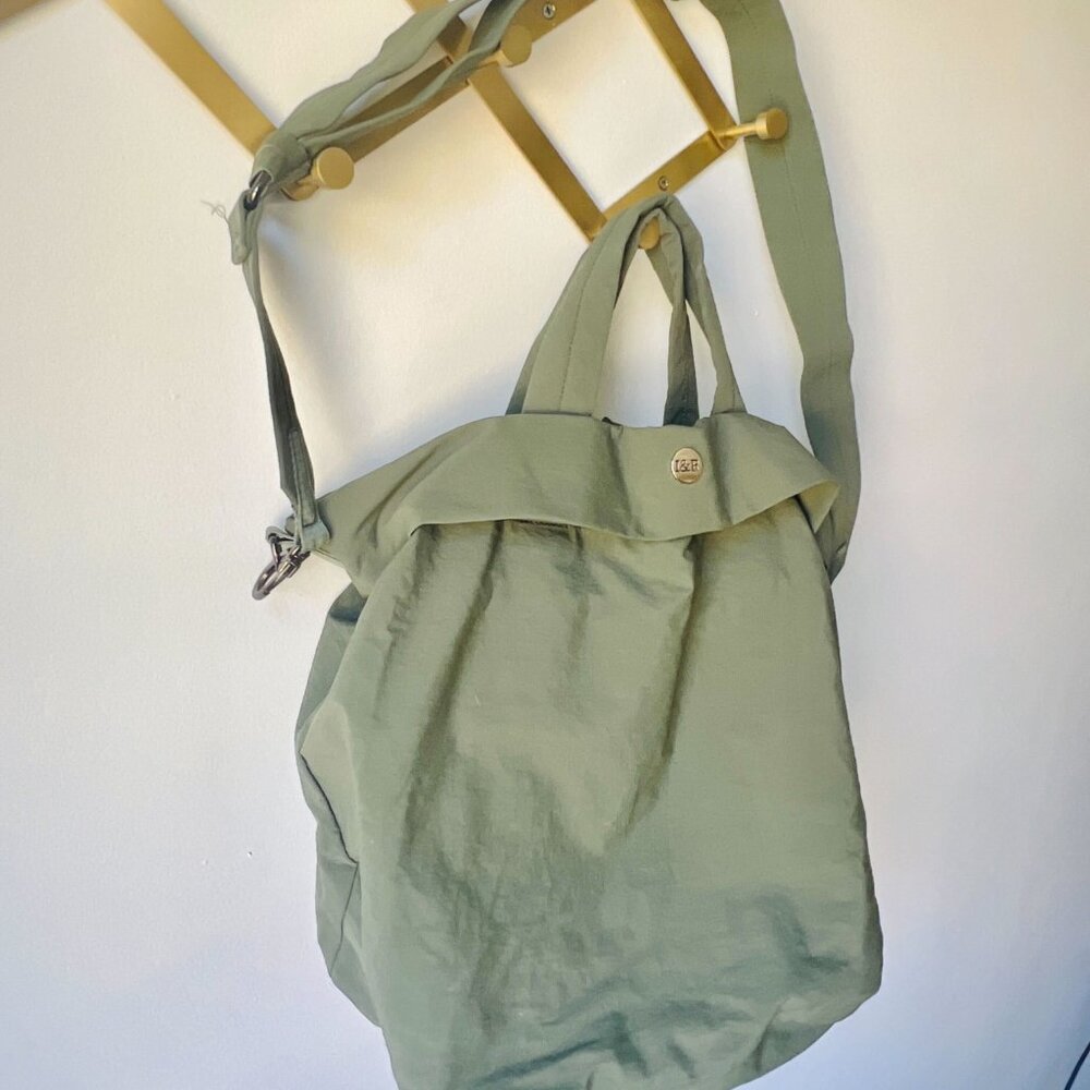 Iris & Rainbow - Iris' Favorite Tote Bag NWOT - Picture 3 of 6